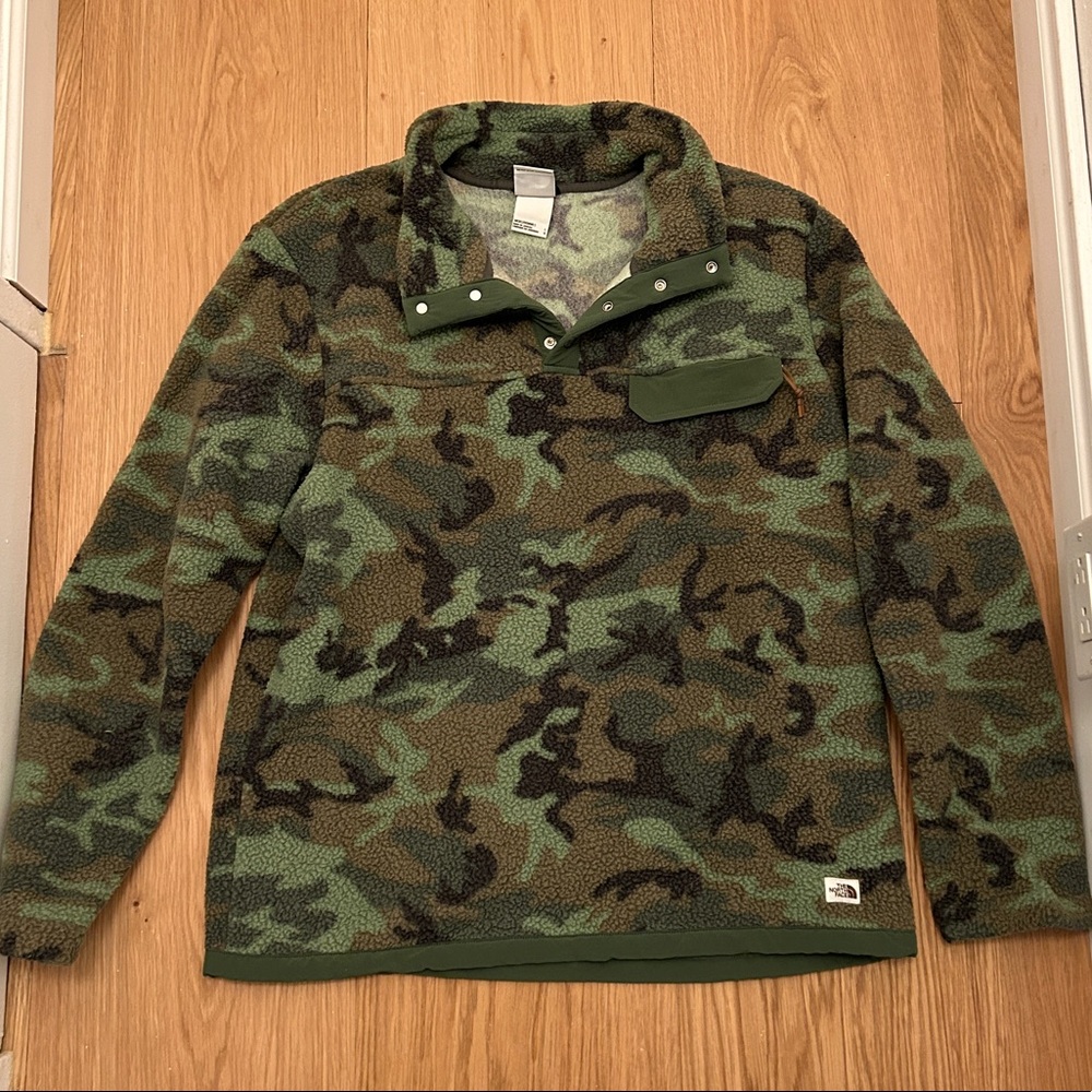 The North Face Camouflage Fleece Pullover